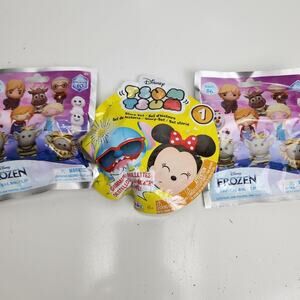 Disney Mixed Lot of Blind Bags Frozen Figural Bag Clips x2 & Tsum Tsum Brand NEW